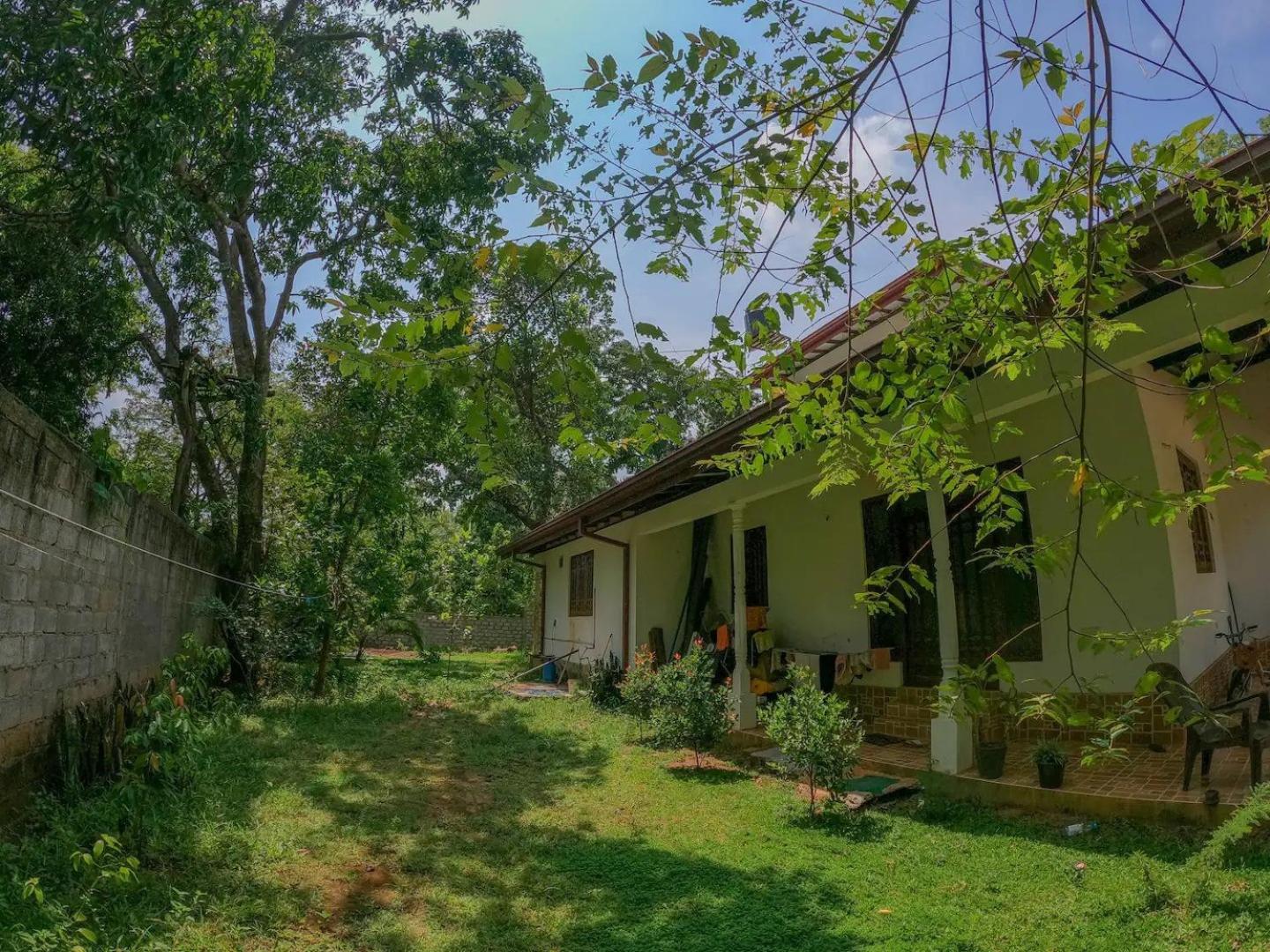 The Sigiriya White House Apartment Exterior photo